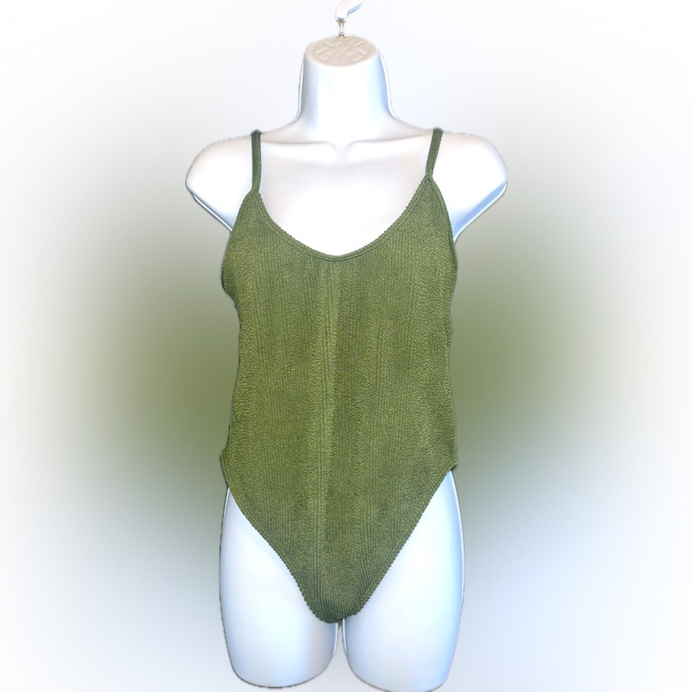 Good American “Always Fits One-Piece Swimsuit” Size 3/4
